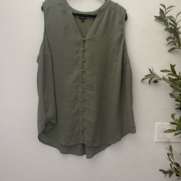 Torrid Harper Olive Green Button Front Tunic Tank - Picture 4 of 8